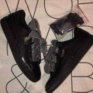Women’s Puma Basket Heart Shoes *Read Description*
